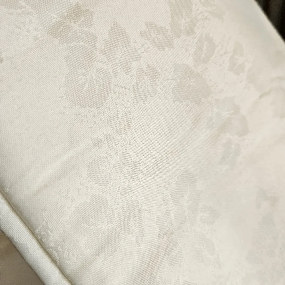 100% Cotton Made in Spain Pillowcases Set of 2 White on White Damask Floral